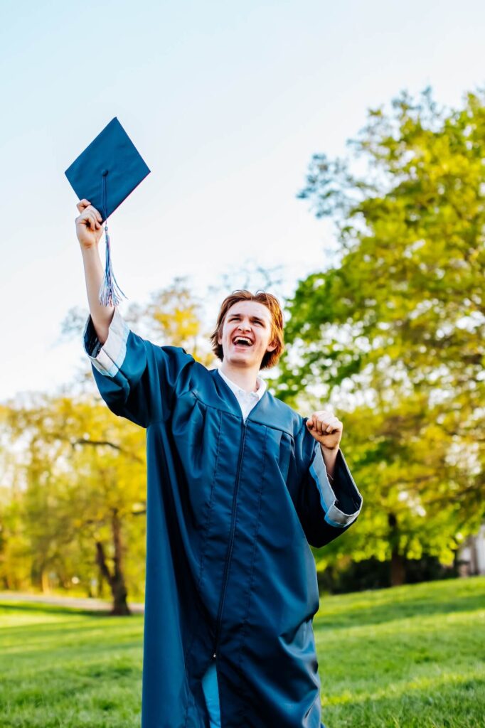 Best northern va high school graduation portraits, northern VA portraits, Virginia photographers, milestone photos Northern Virginia, graduation photos Northern Virginia
